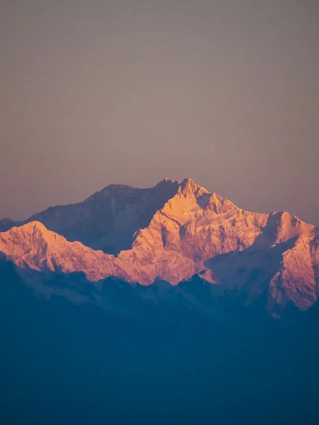 Kanchenjunga Base Camp Trek – 17 Days